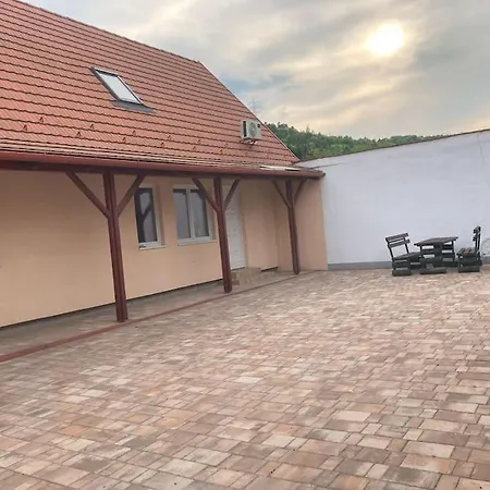 House With Parking Possibility Апартаменты *
